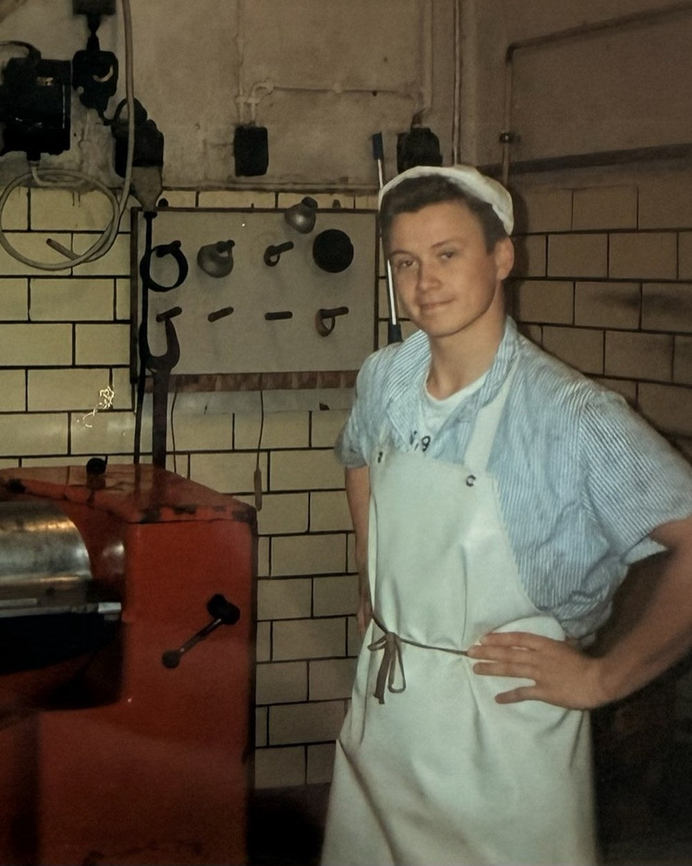 Der junge Ralf Urban in der Werkstatt