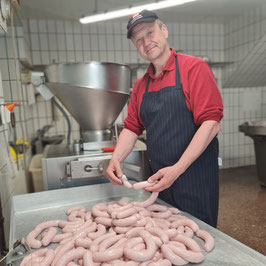 Original Thüringer Rostbratwurst – roh, mit Born-Senf